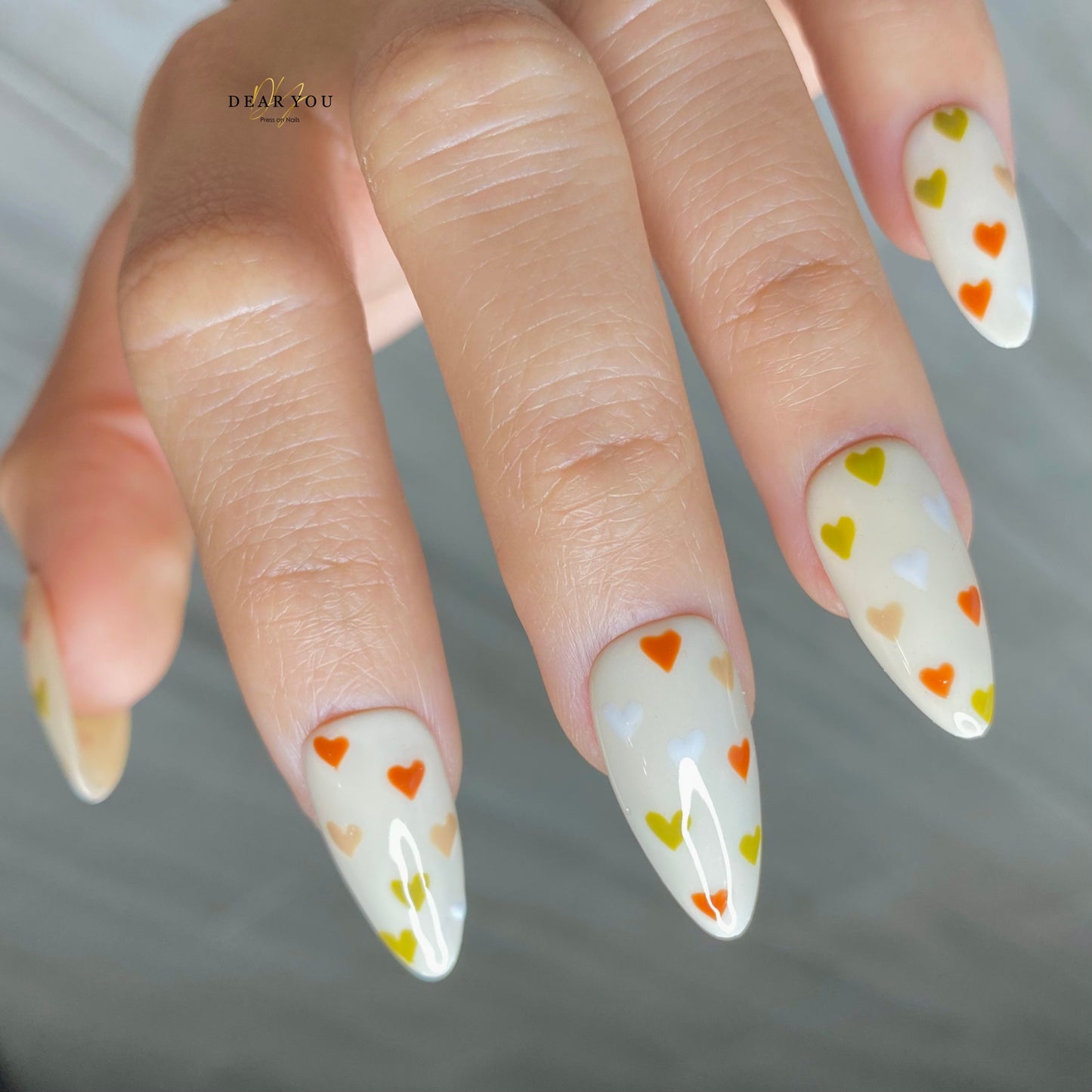 Hearts Nail Set 24pcs (Almond)