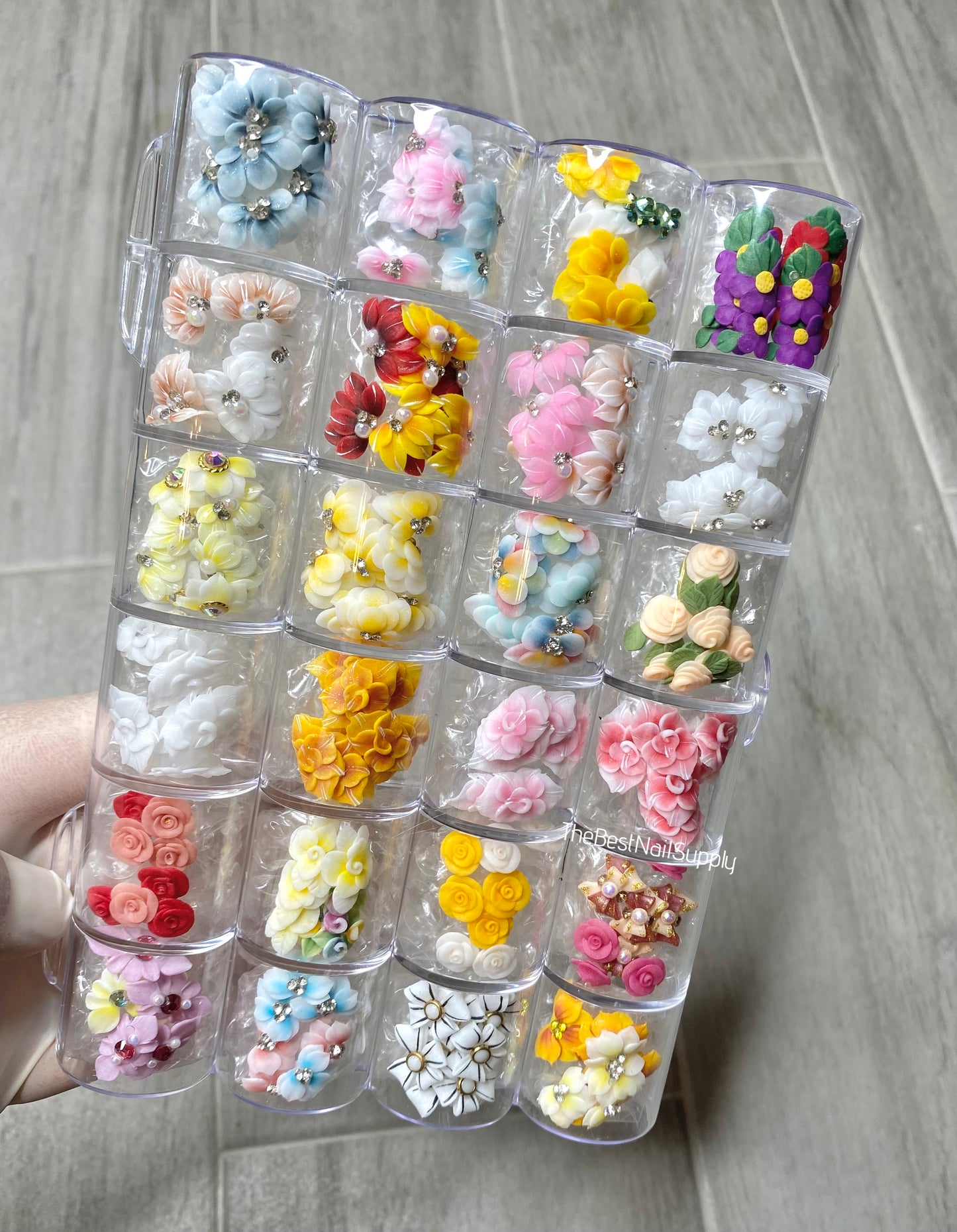 100/200 Pieces Acrylic Flower Set (Style 22)