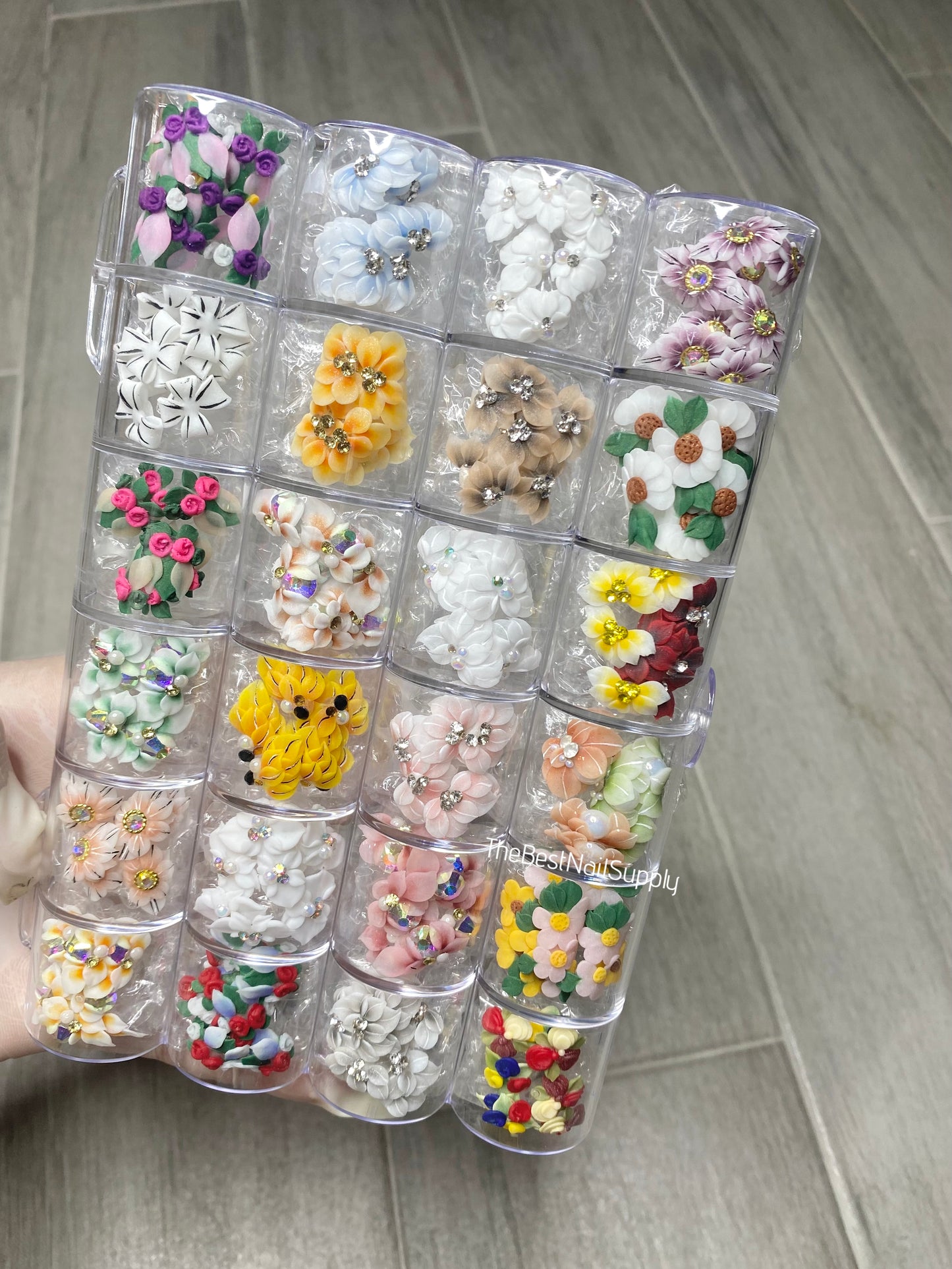 100/200 Pieces Acrylic Flower Set (Style 14)